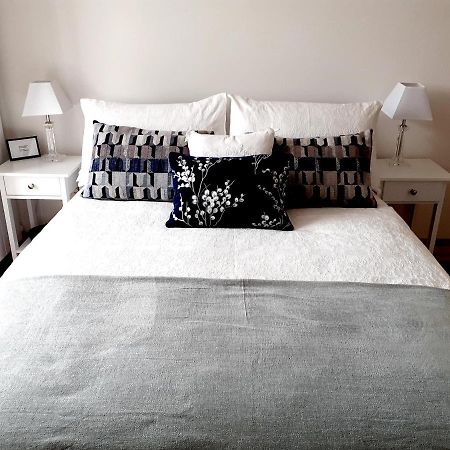 إينفيرنيس T H R E E B&B المظهر الخارجي الصورة